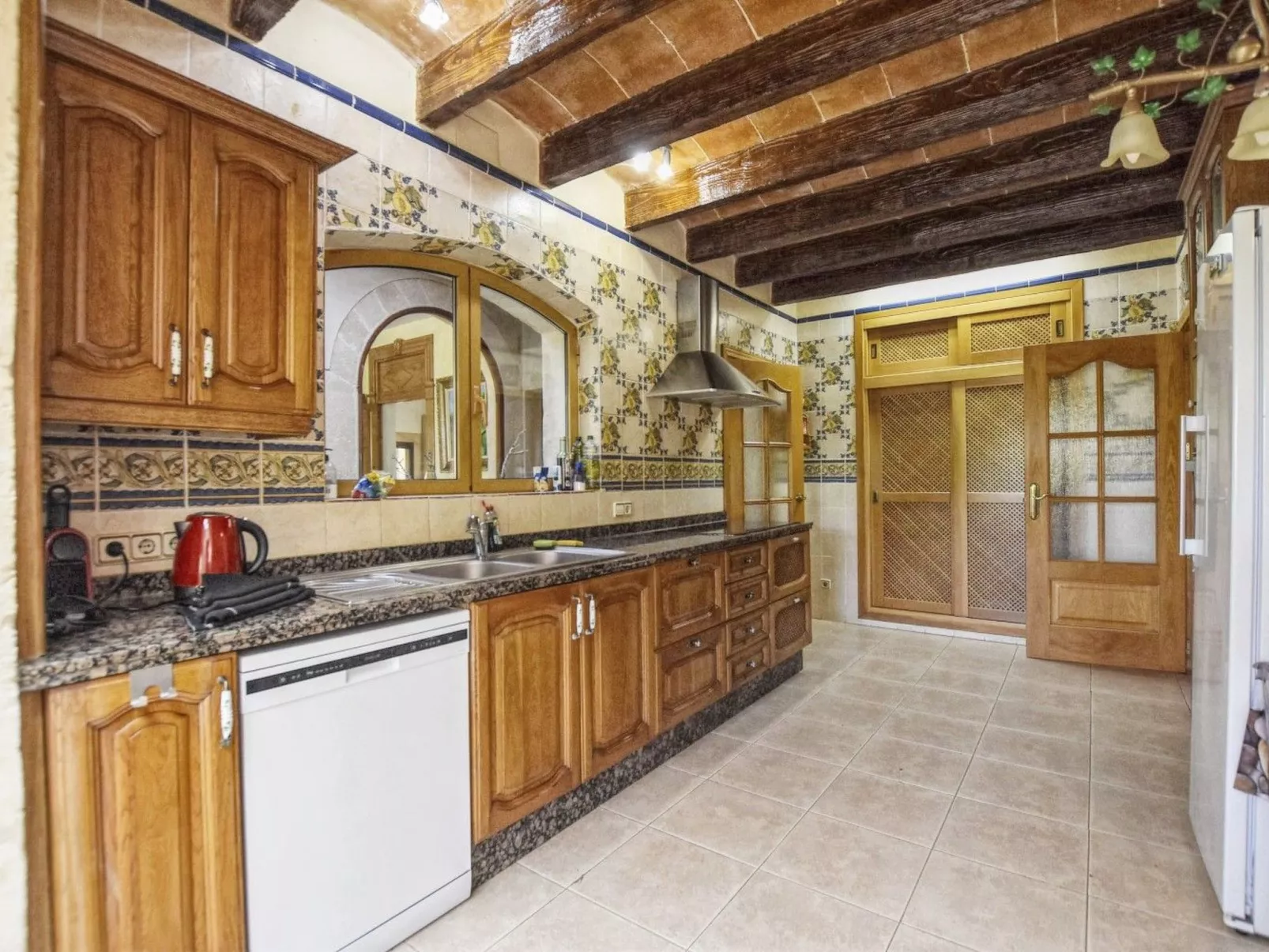 In Campos mit Privatem Pool - Drinnen