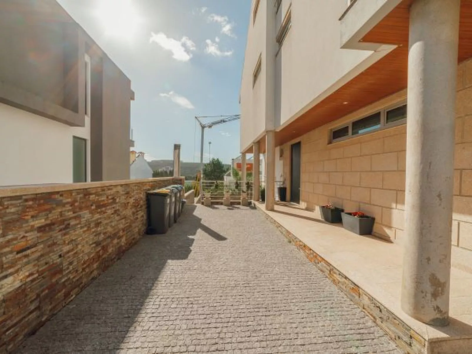 POOL & CINEMA VILLA by VACATIONY - Outside