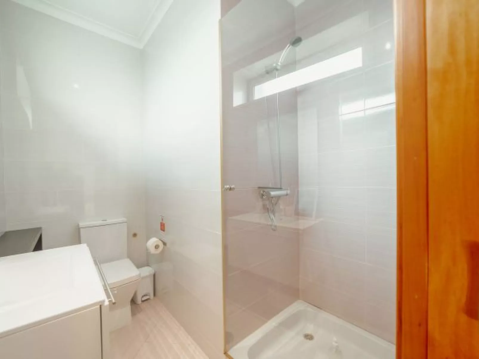 POOL & CINEMA VILLA by VACATIONY - Inside