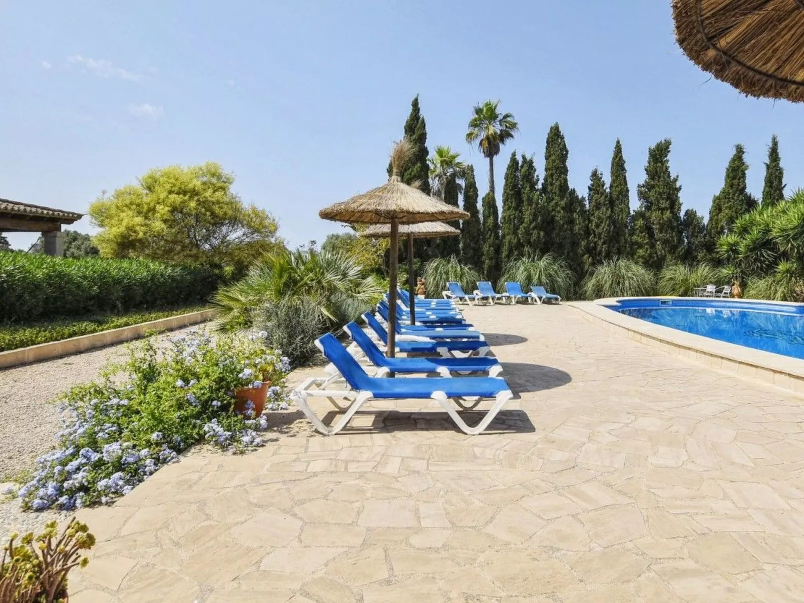 In Campos mit Privatem Pool - Draußen