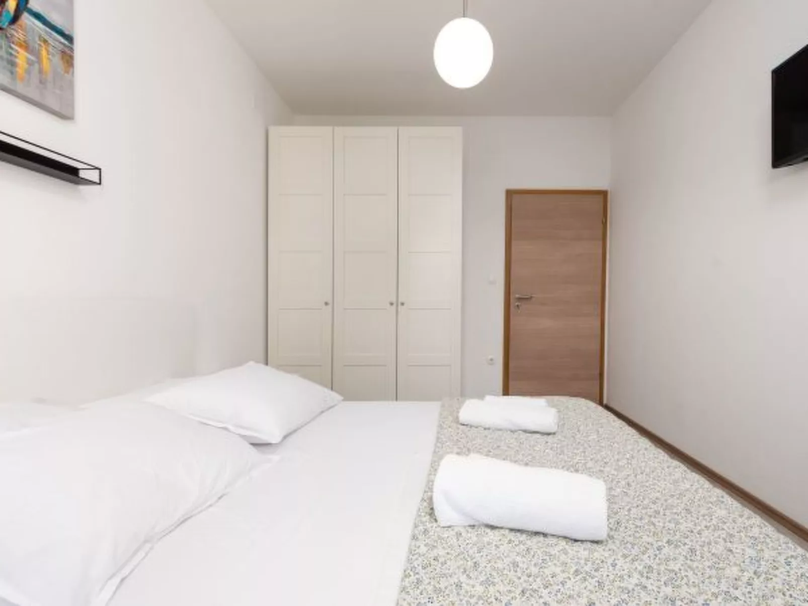 Casa Kamber with pool - Image-tags.info