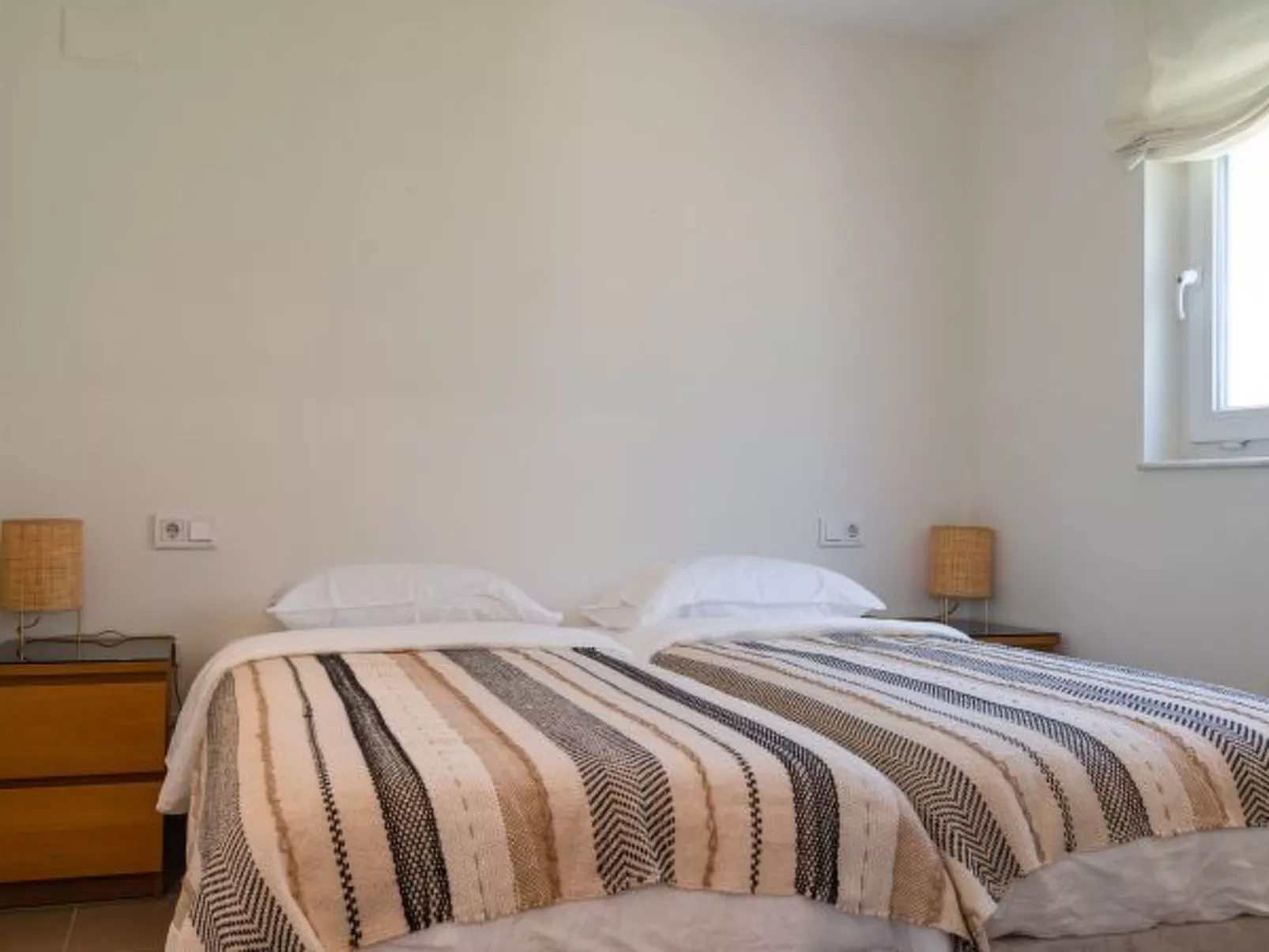 Villa Madrugada, beachside villa in Costabella - Image-tags.info