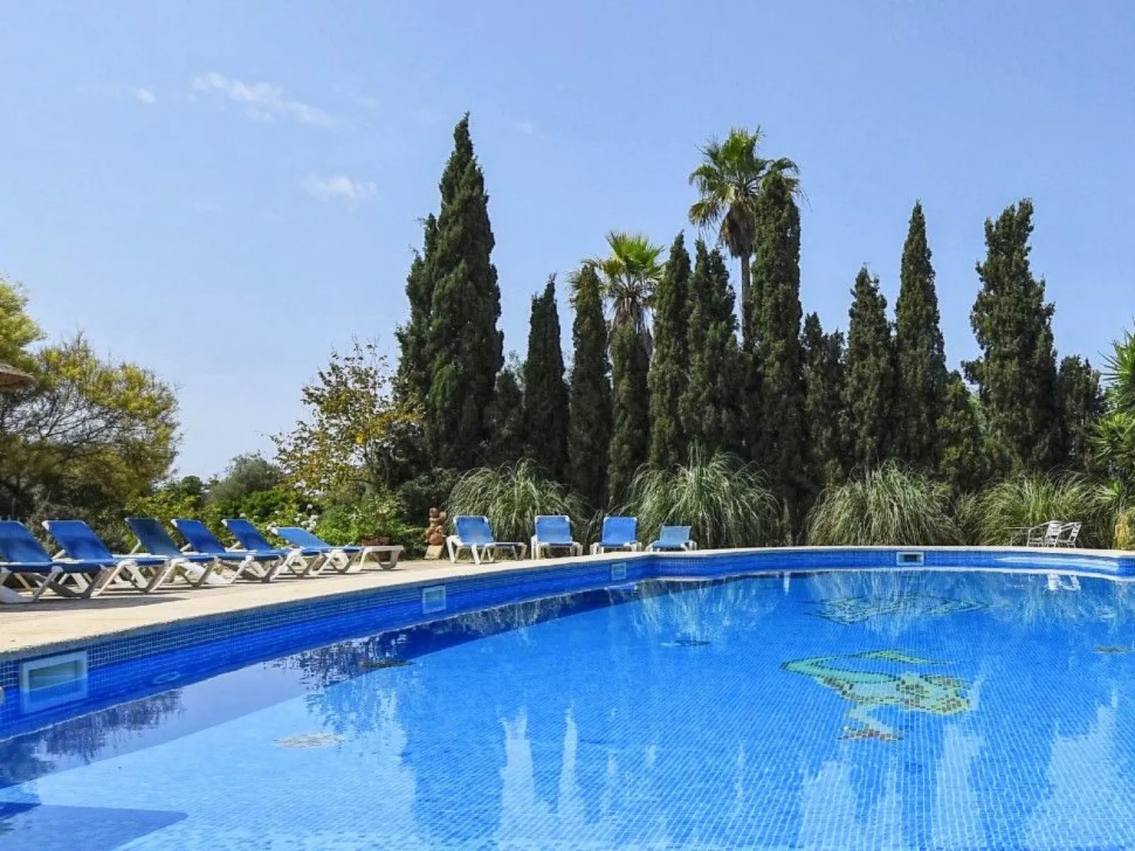 In Campos mit Privatem Pool - Draußen