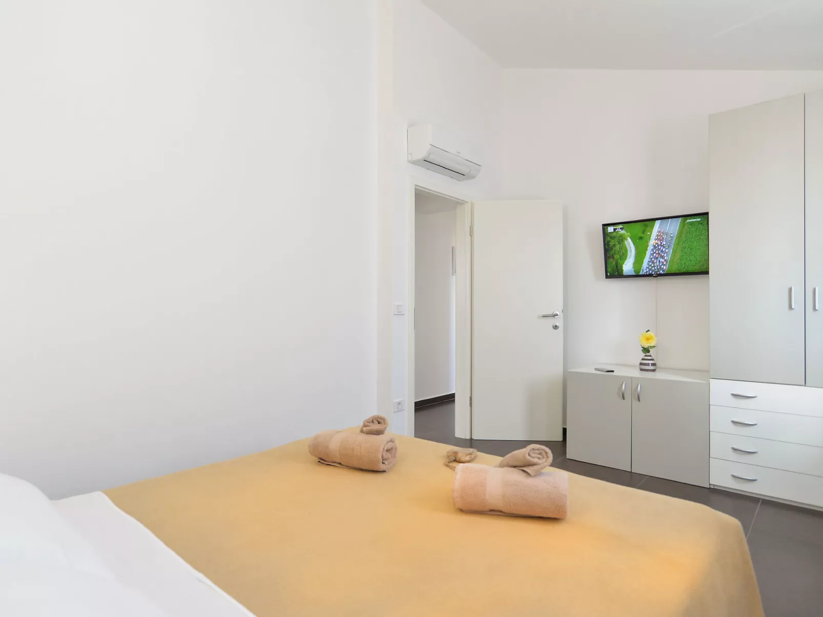 Villa 1519 - Image-tags.info