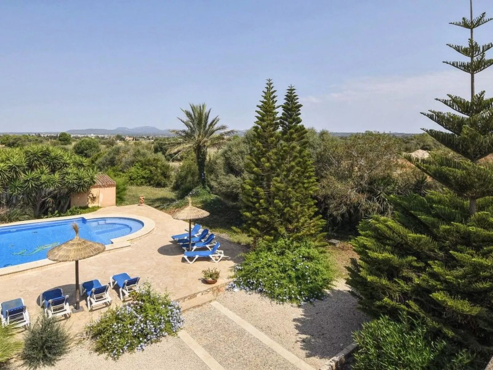 In Campos mit Privatem Pool - Drinnen