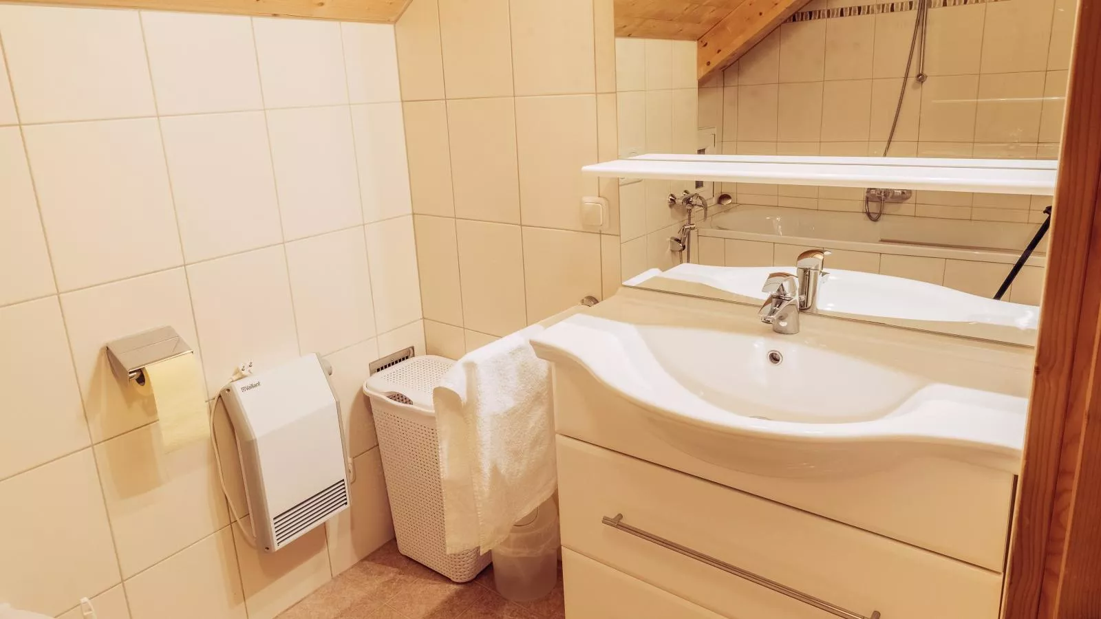 Kreischberg W14-Bathroom