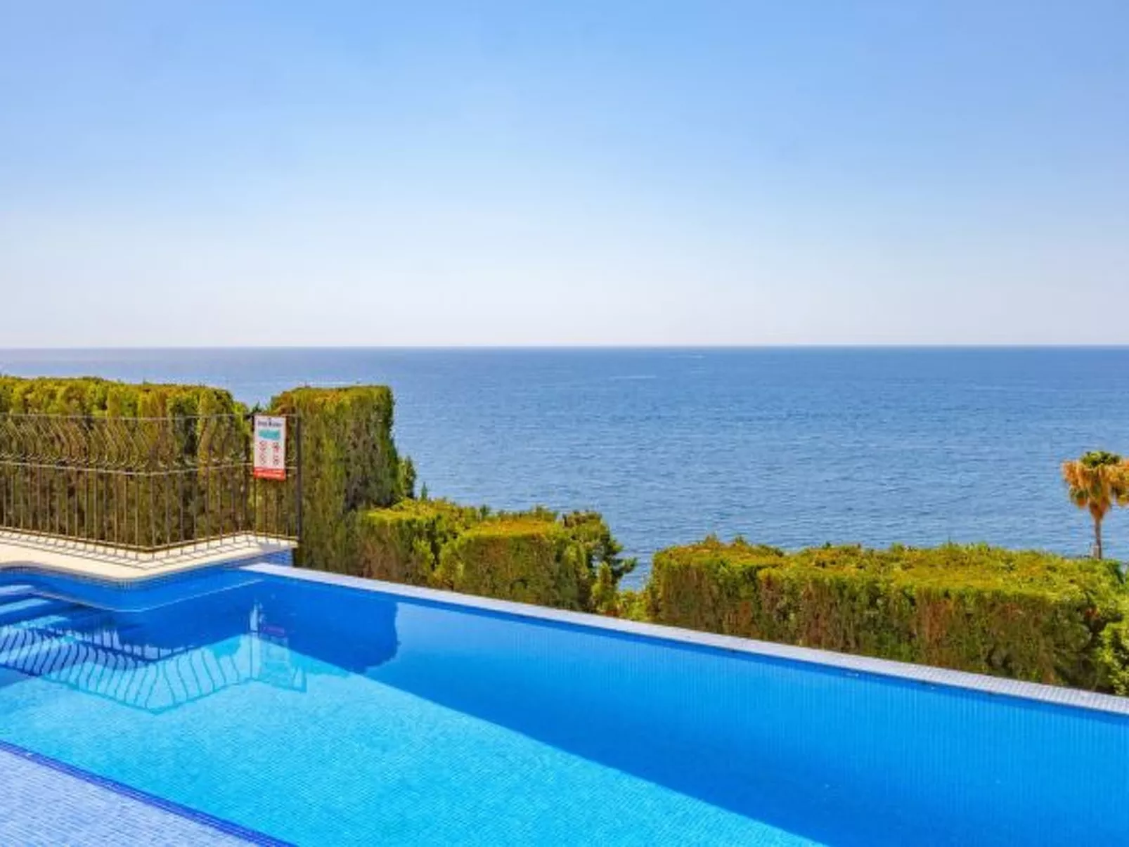 Villa Quimera - PlusHolidays - Image-tags.info