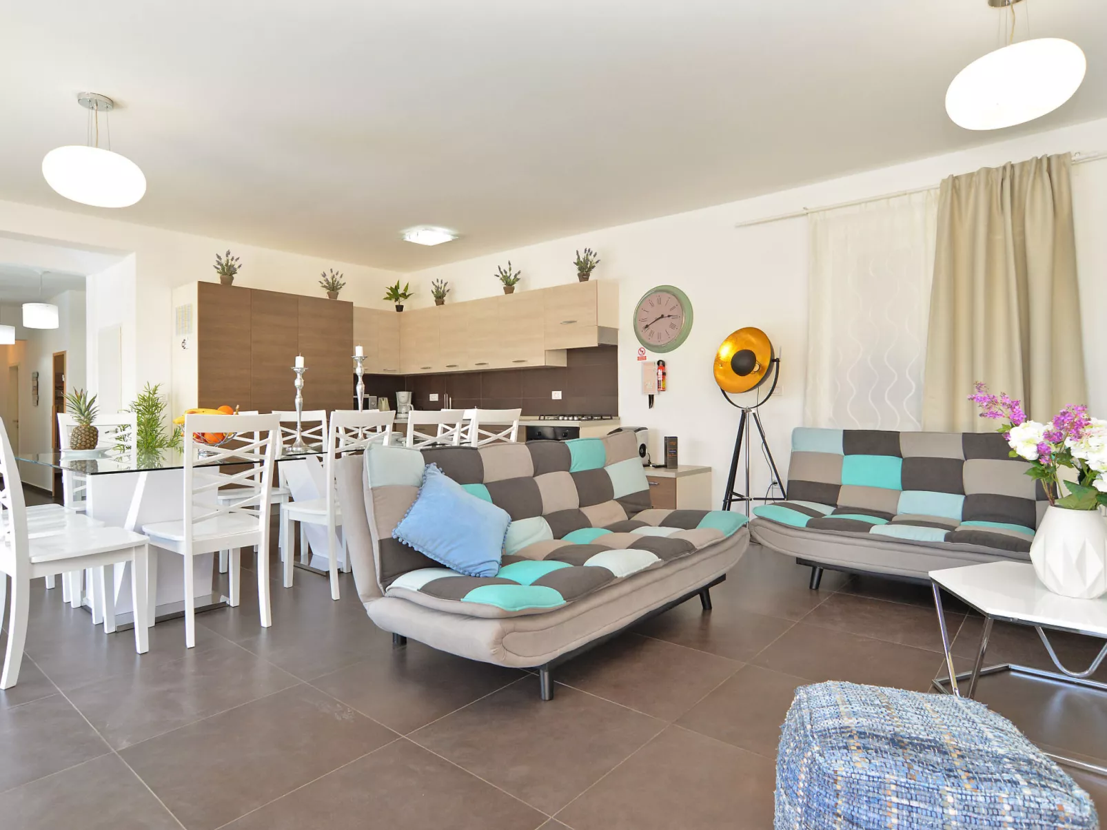 Villa 1519 - Image-tags.info