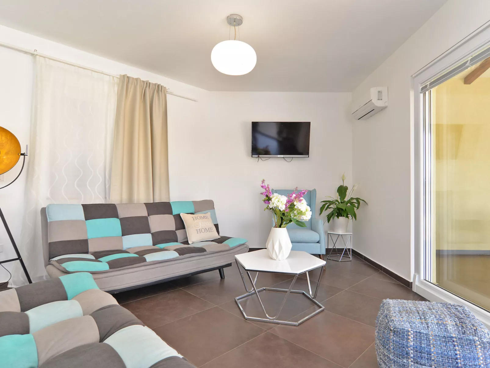 Villa 1519 - Image-tags.info