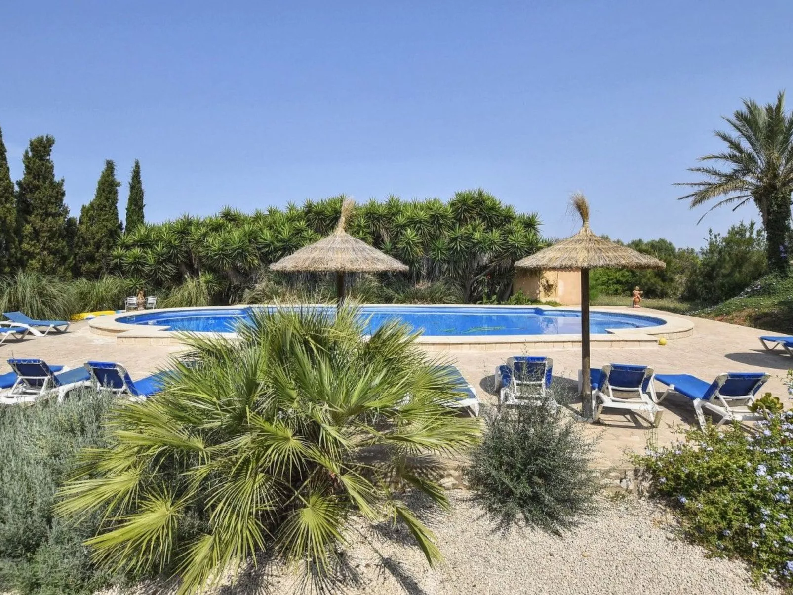 In Campos mit Privatem Pool - Draußen