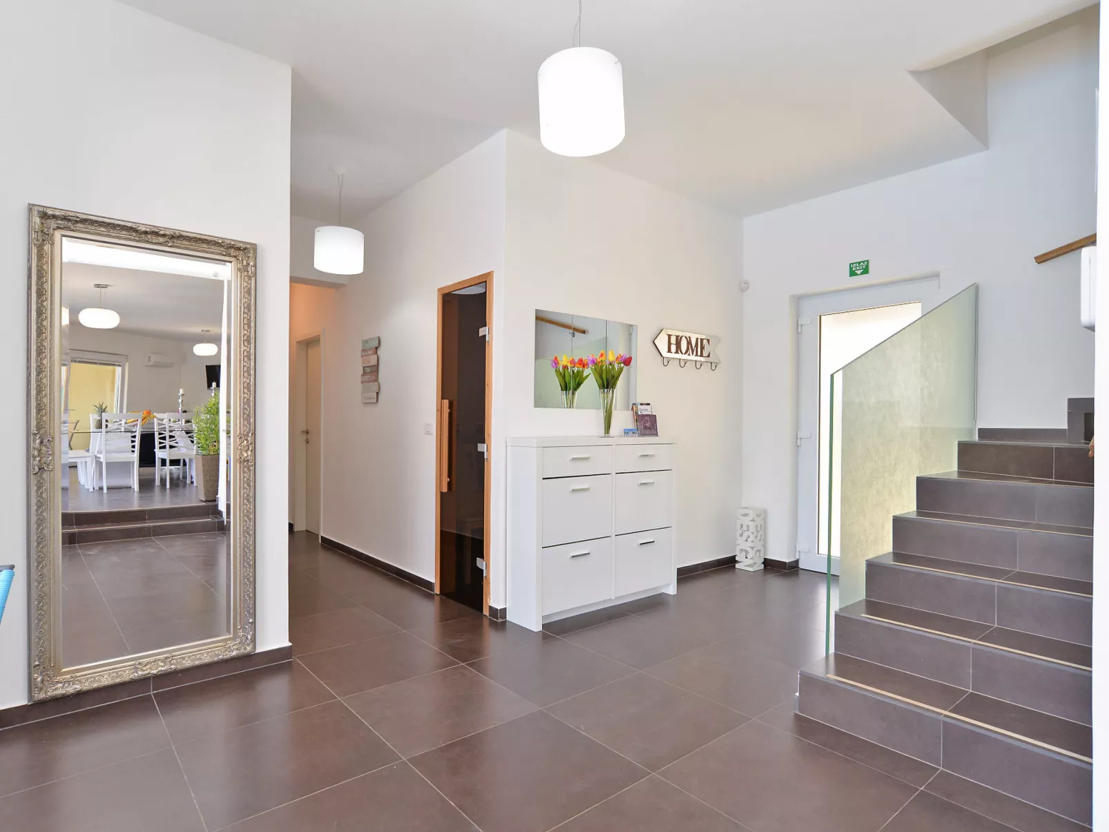 Villa 1519 - Image-tags.info