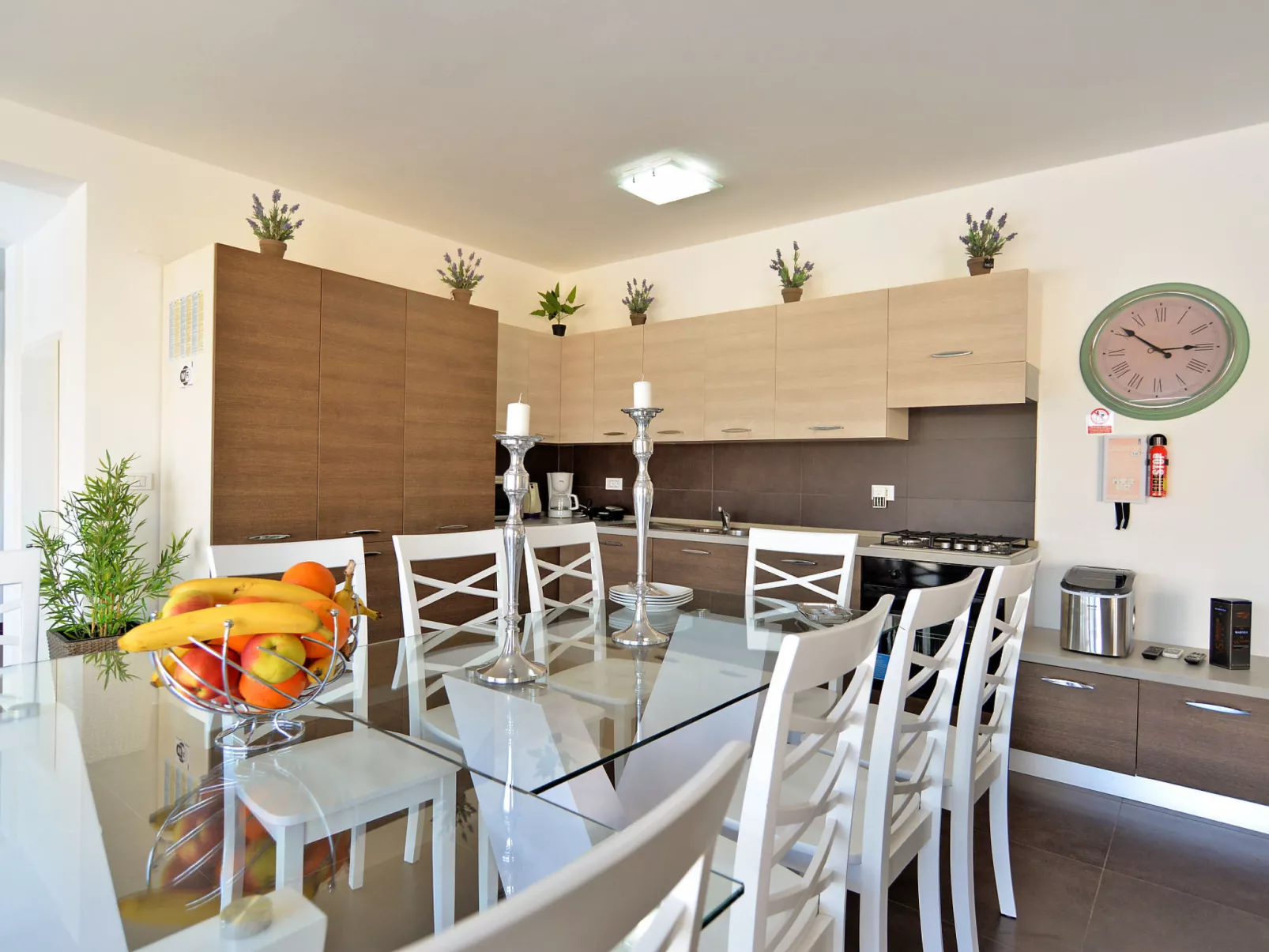 Villa 1519 - Image-tags.info