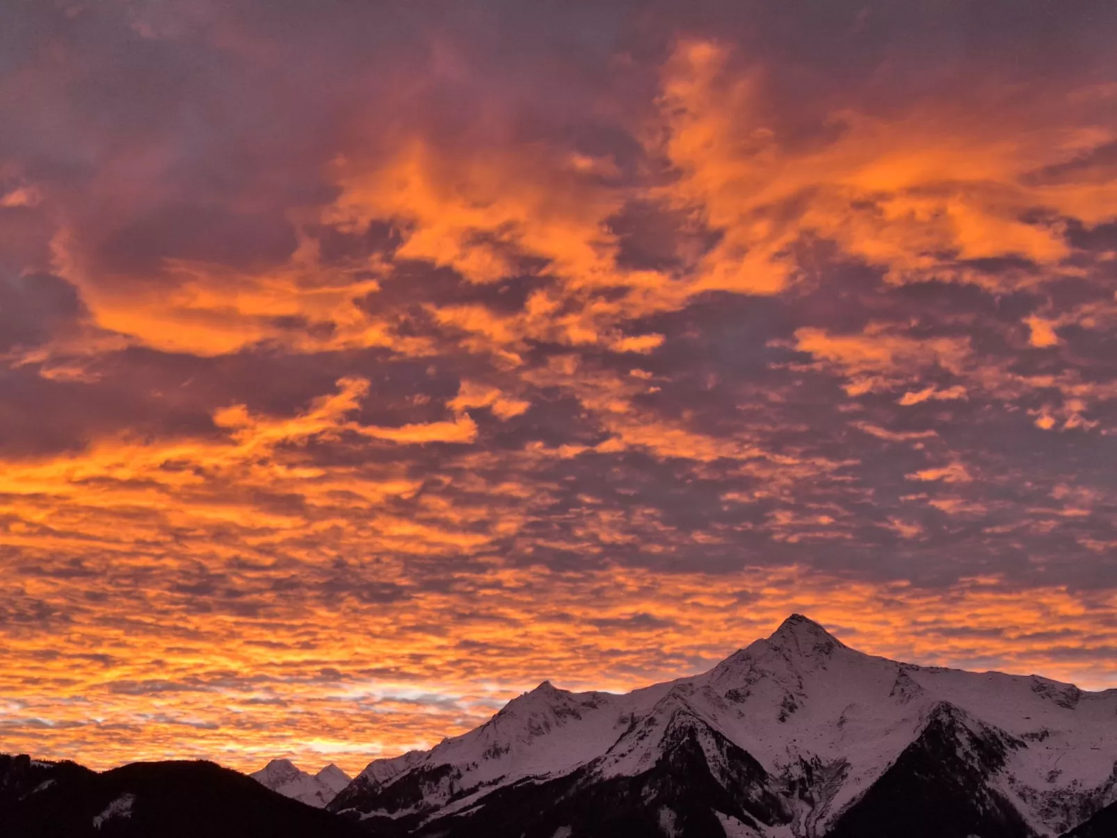 Reichegger - Outside