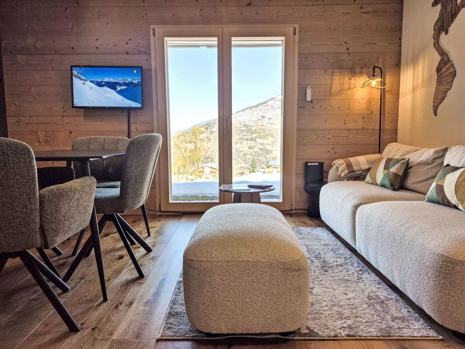 Beauregard - Drinnen