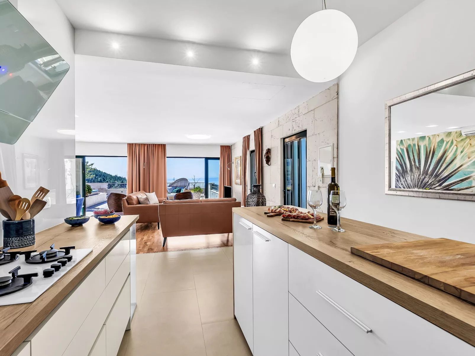 "Villa Rita" mit Blick auf das Wasser