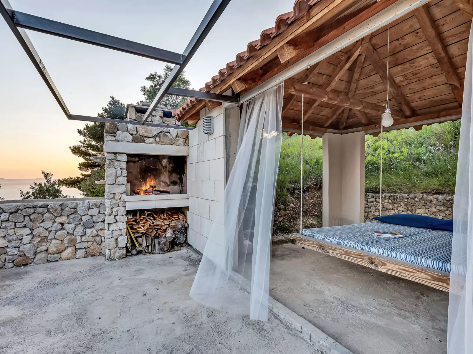 "Villa Rita" mit Blick auf das Wasser