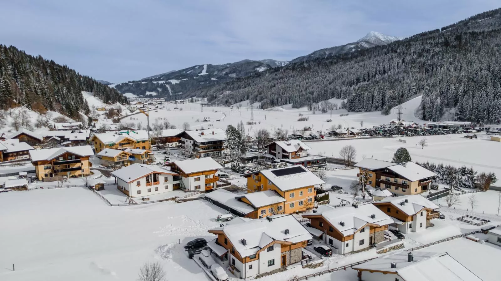 Tauernlodge Wagrain Edelweiss 42E - Exterior in winter