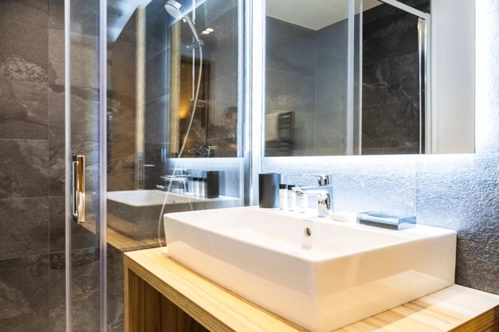 CHAPELLE DABONDANCE Le Flocon Blanc A38P - Badezimmer