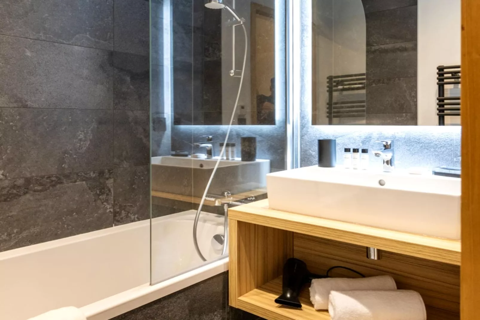 CHAPELLE DABONDANCE Le Flocon Blanc A50P - Badezimmer