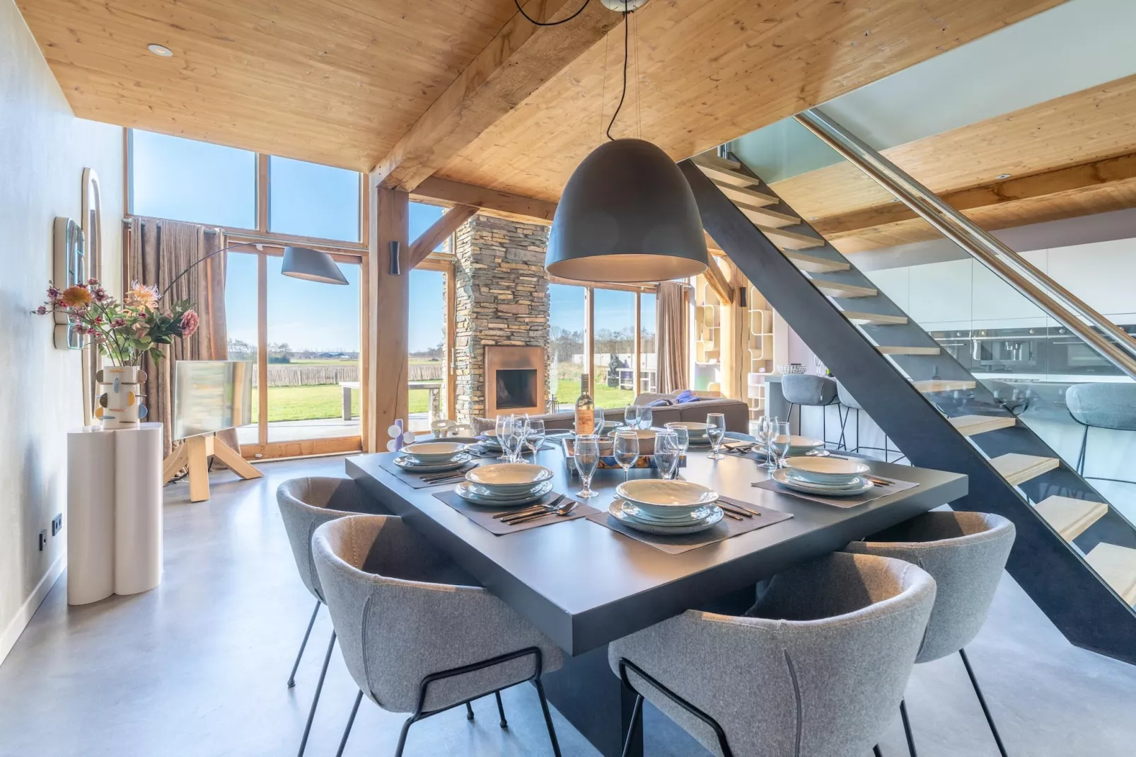 Villa Buytenplaats 189 - Dining room