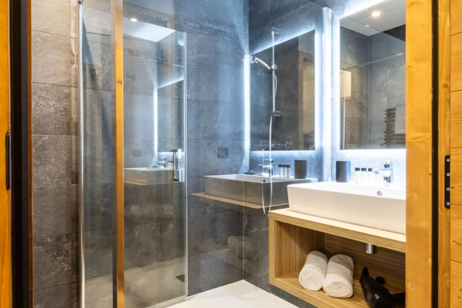 CHAPELLE DABONDANCE Le Flocon Blanc A26S - Badezimmer