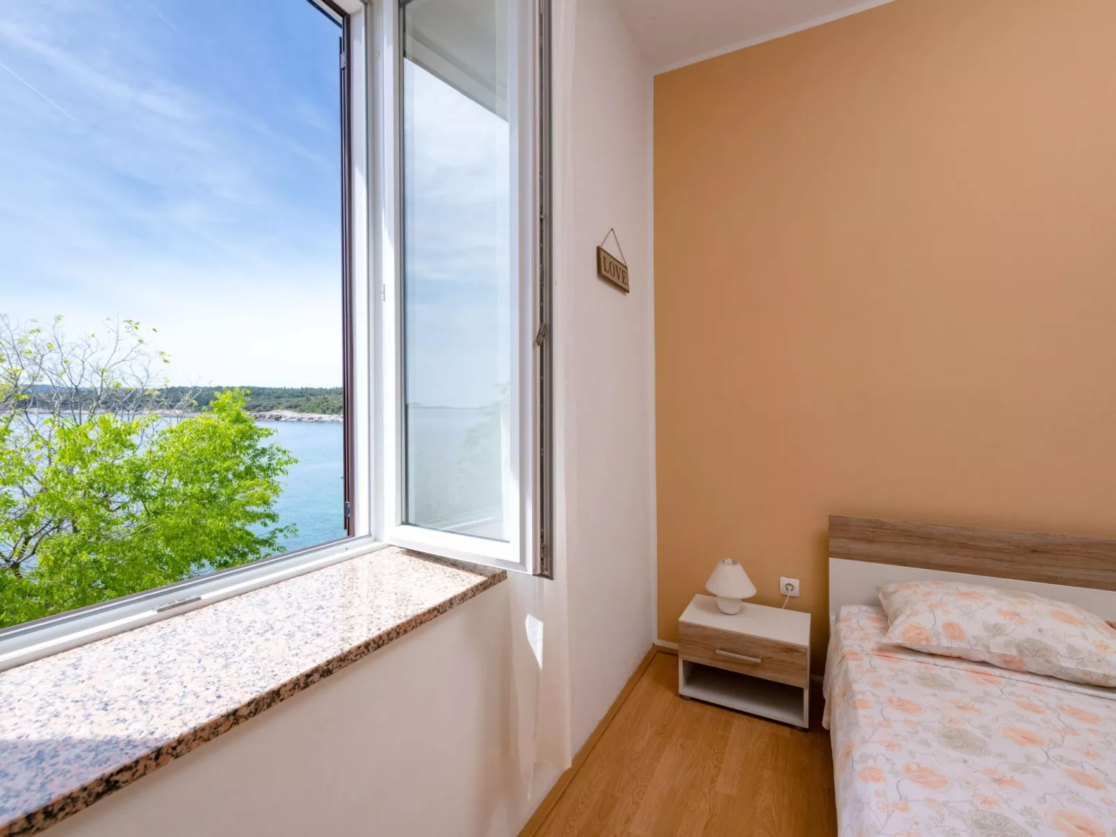 Sea apartment - Image-tags.info