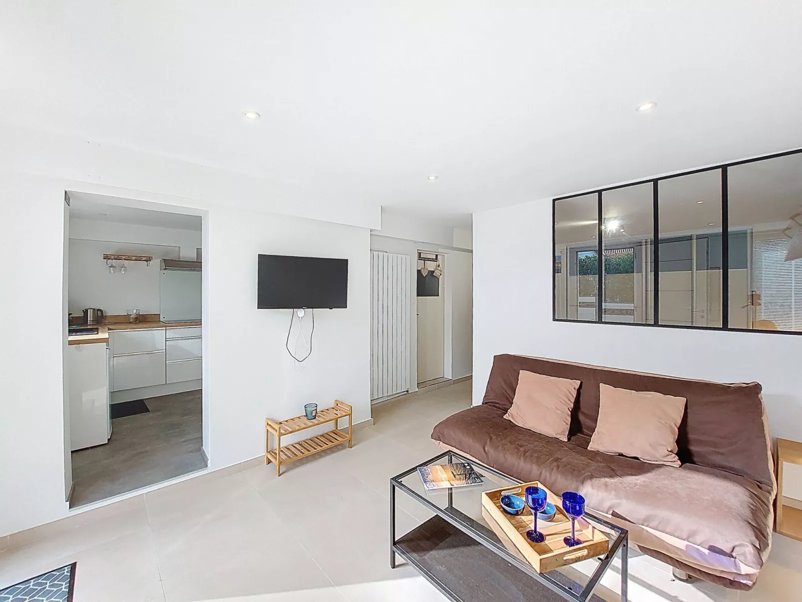 La Victoria - Inside