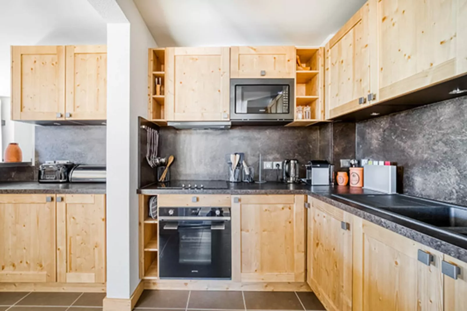 COMBLOUX Les Fermes du Mont Blanc - C61P - Kitchen