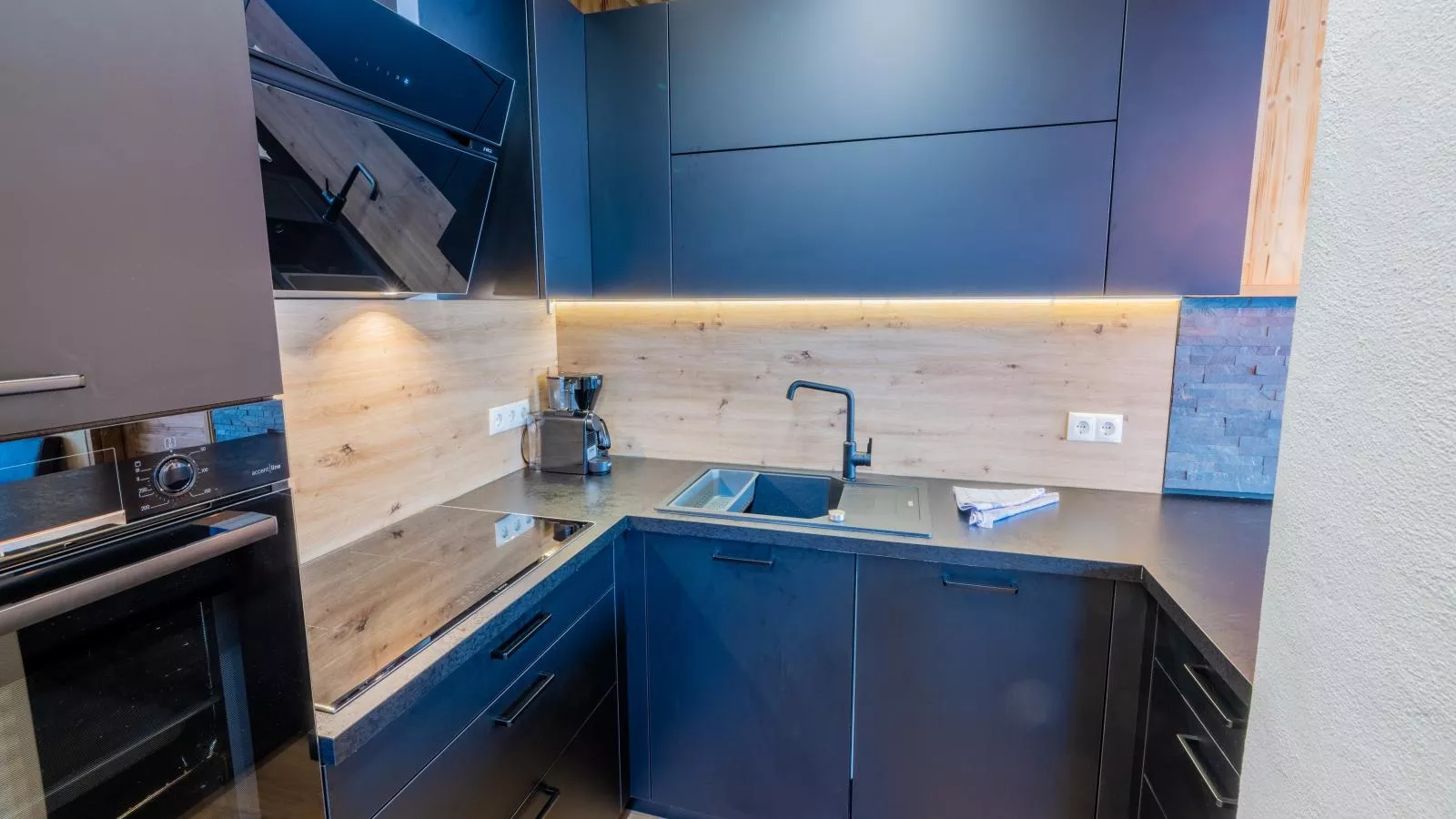 Kreischberg W17-Kitchen