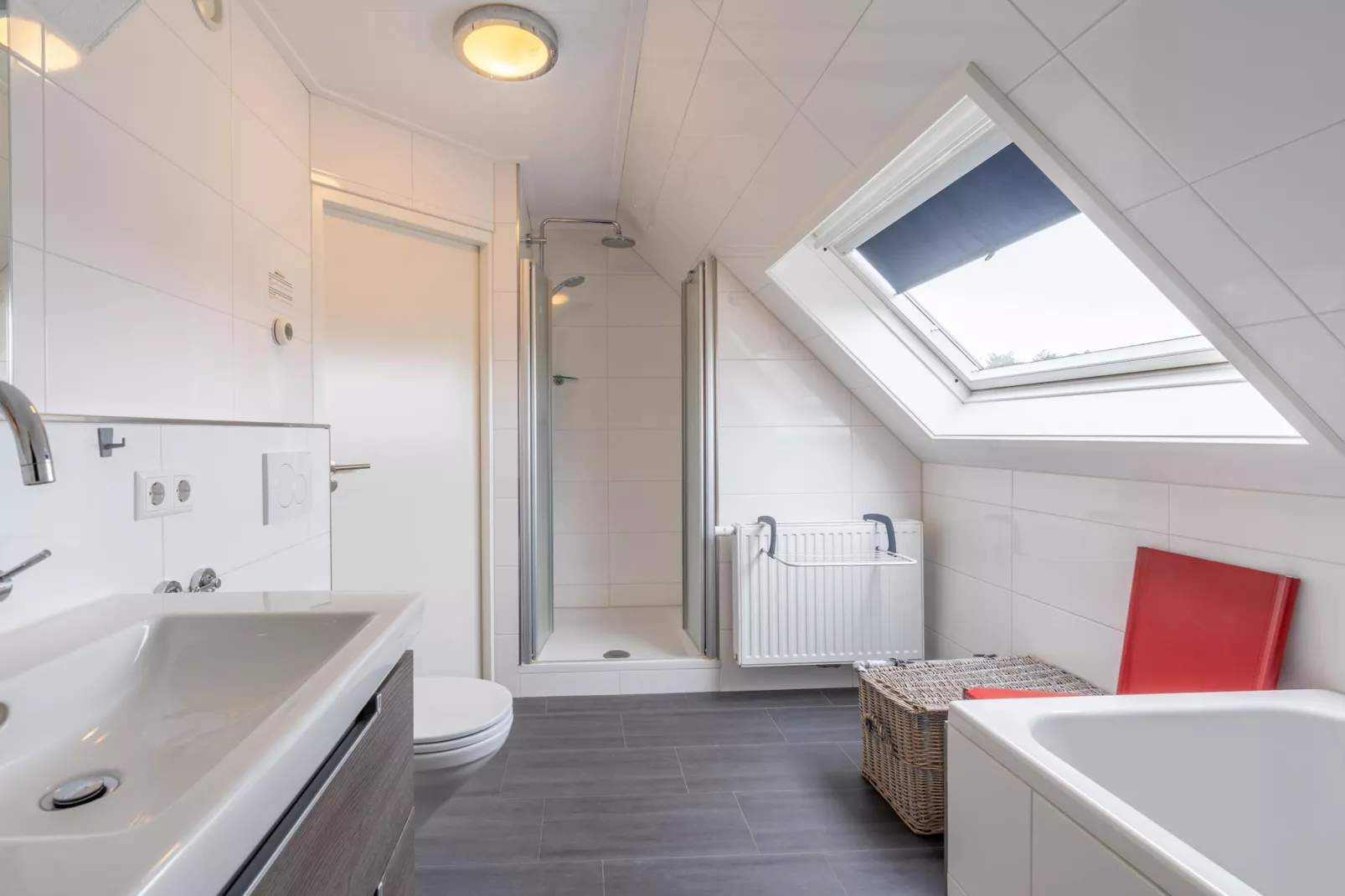 Kamperfoelie 77 - Badezimmer