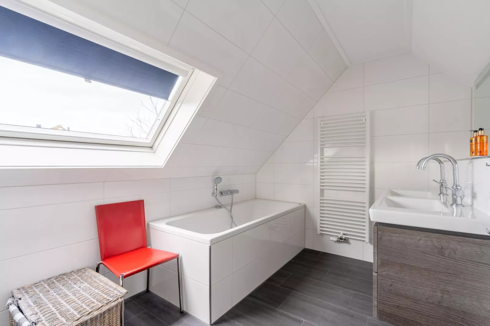 Kamperfoelie 77 - Badezimmer