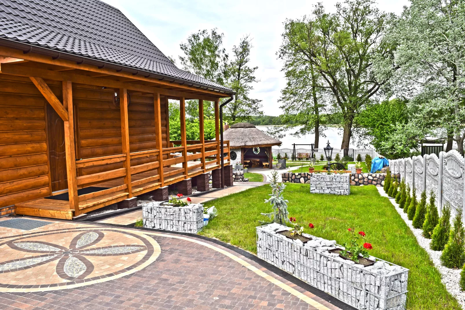 Dom wakacyjny nad jeziorem Goszcza w Lubrzy dla max 4 osób - Gardens in summer