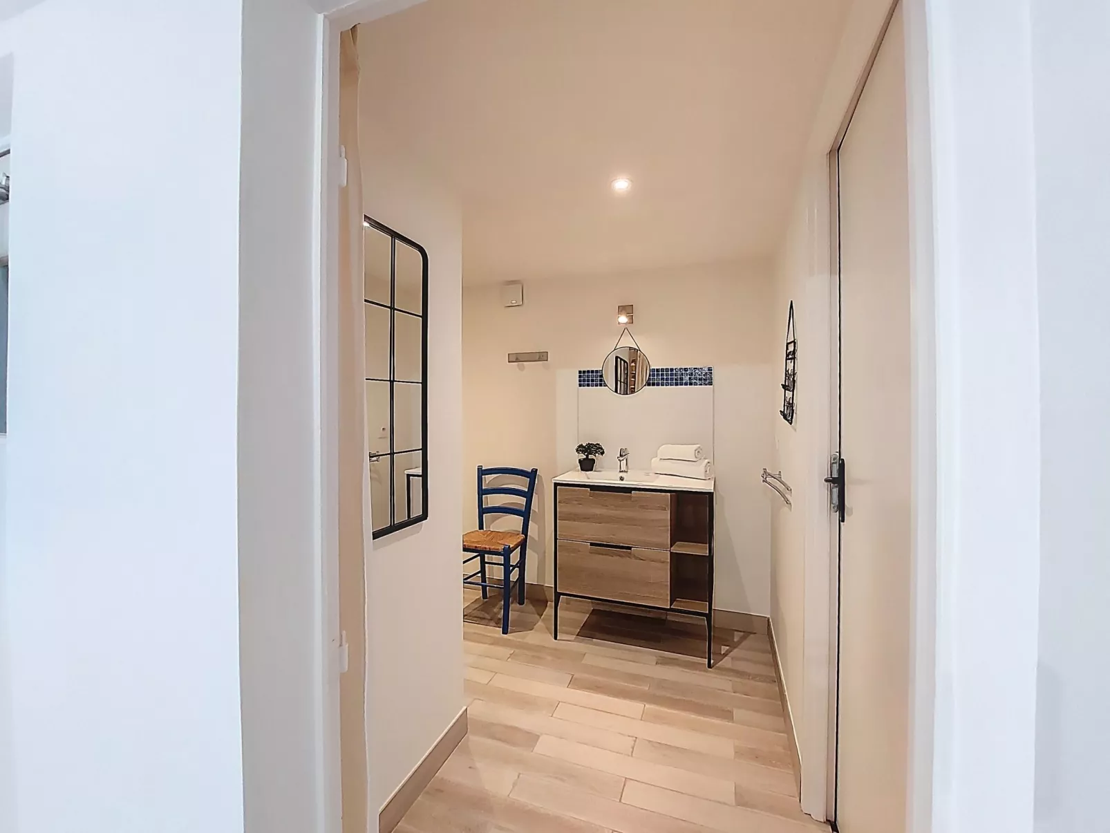 La Victoria - Inside