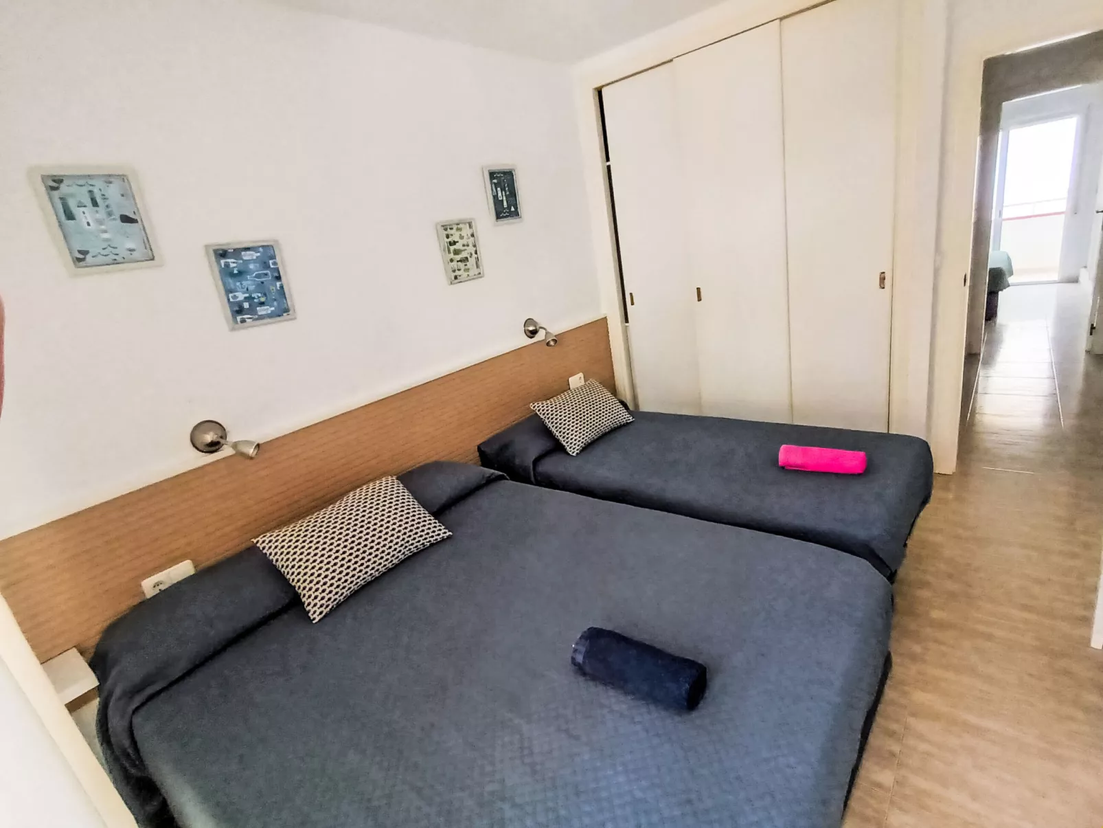 Los Ibicencos - Dedans