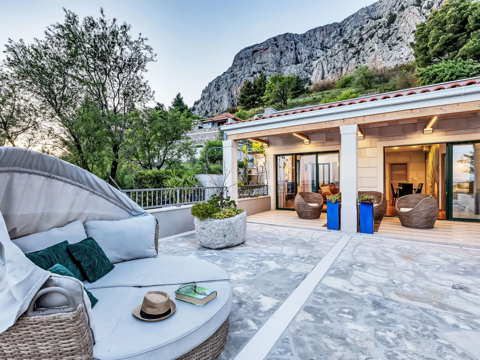 "Villa Rita" mit Blick auf das Wasser - Dedans