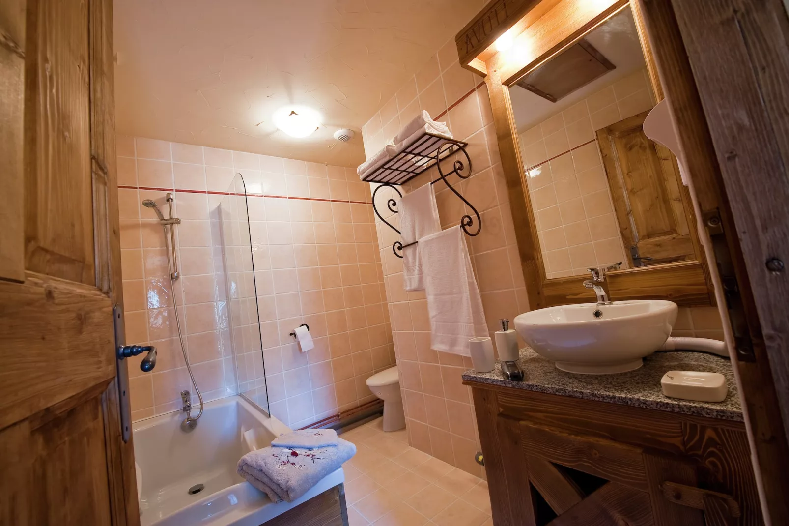 Chalet Le Refuge 3 - Badezimmer