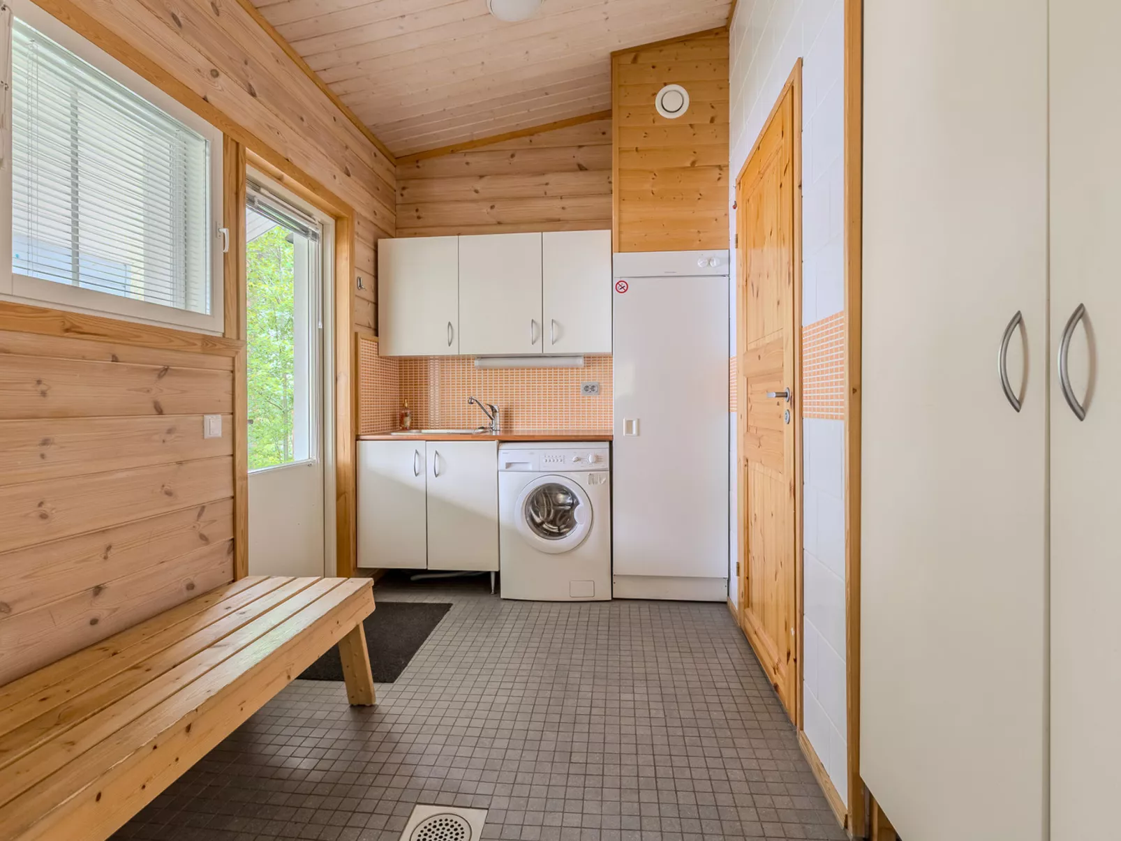 Kainaloranta - Dedans