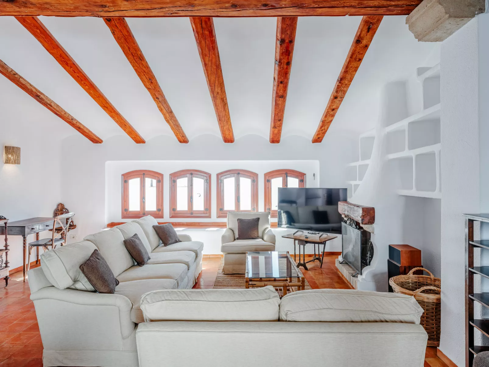 Villa Blanca - Inside