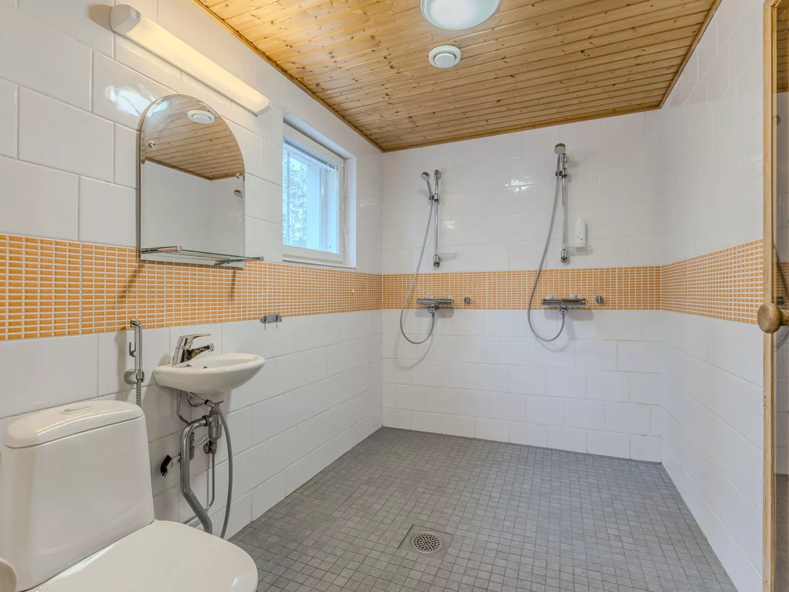 Kainaloranta - Dedans