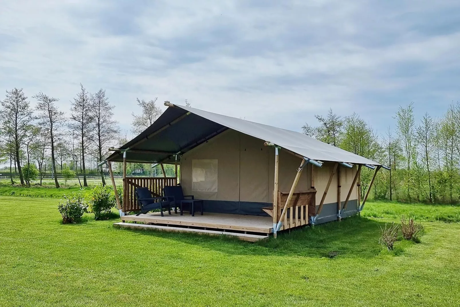 Luxe glamping met badkamer 2