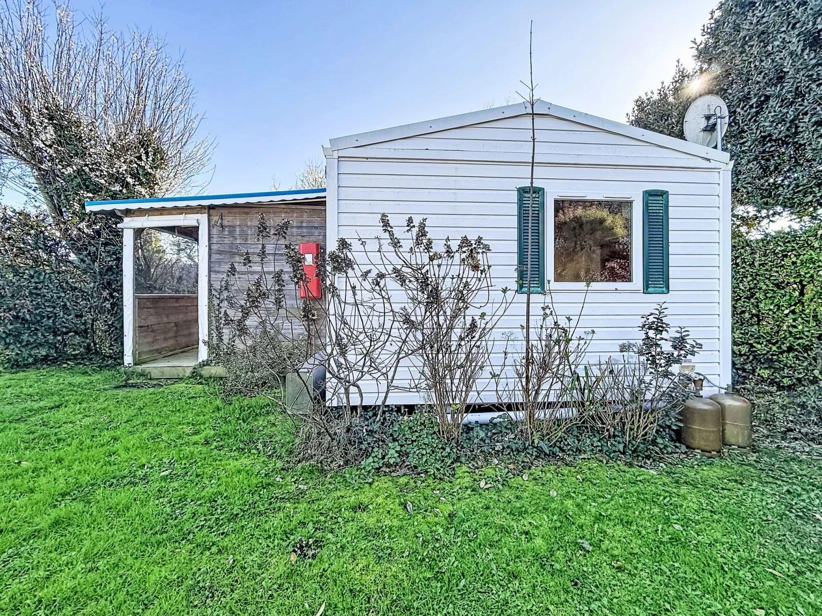 L'échasse - Outside