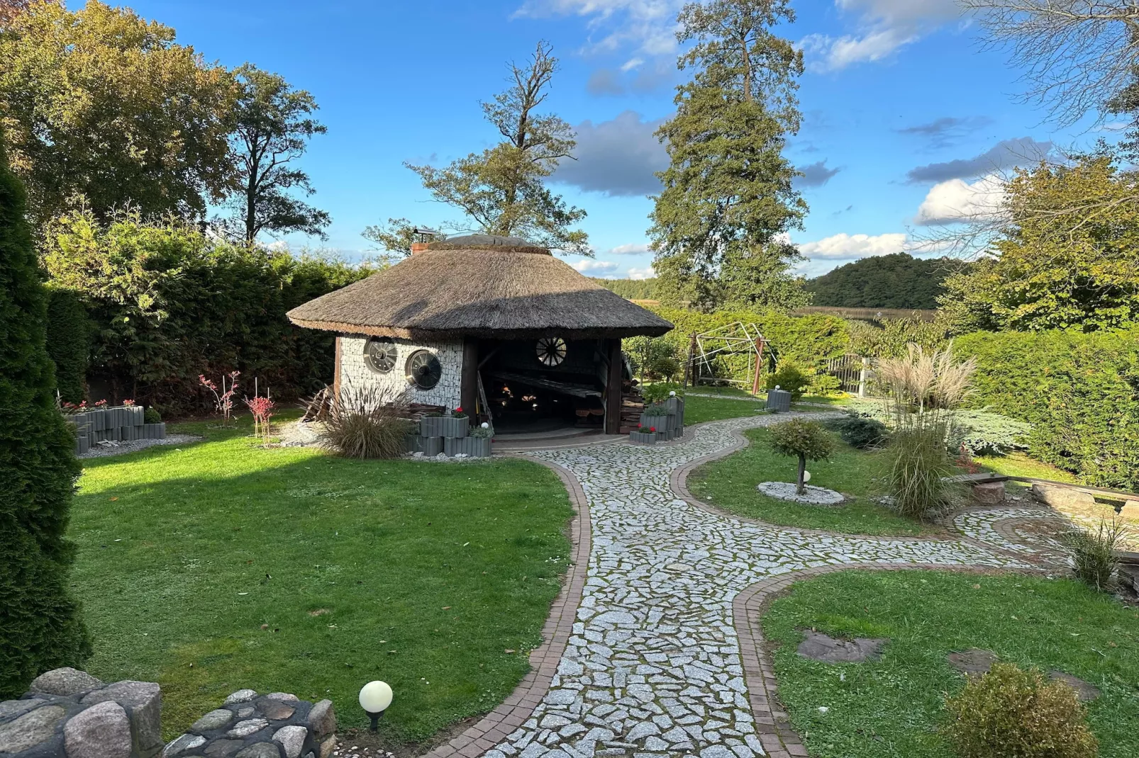 Dom wakacyjny nad jeziorem Goszcza w Lubrzy dla max 4 osób - Gardens in summer