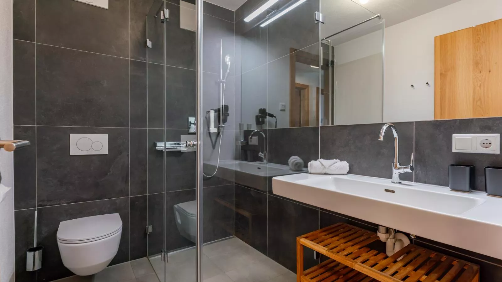 Tauern Suites Mitterwirt TOP 314 - Badezimmer