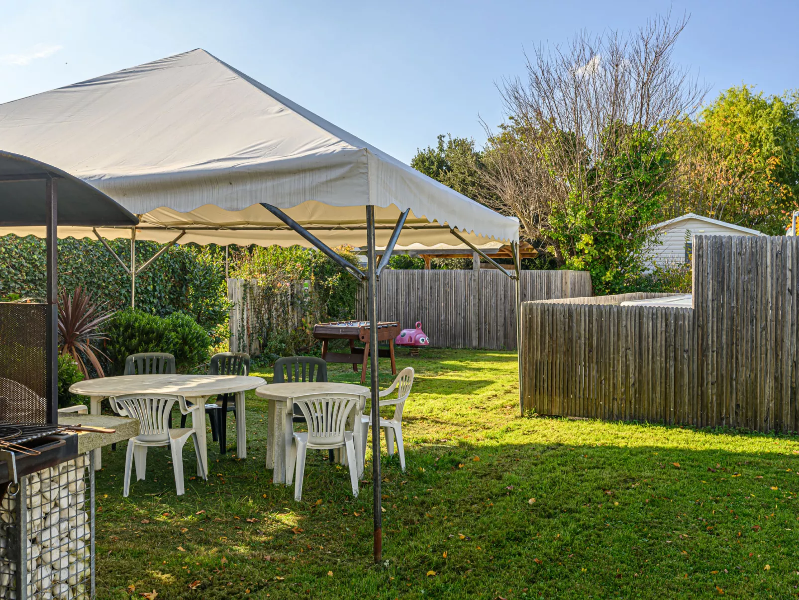 L'échasse - Outside