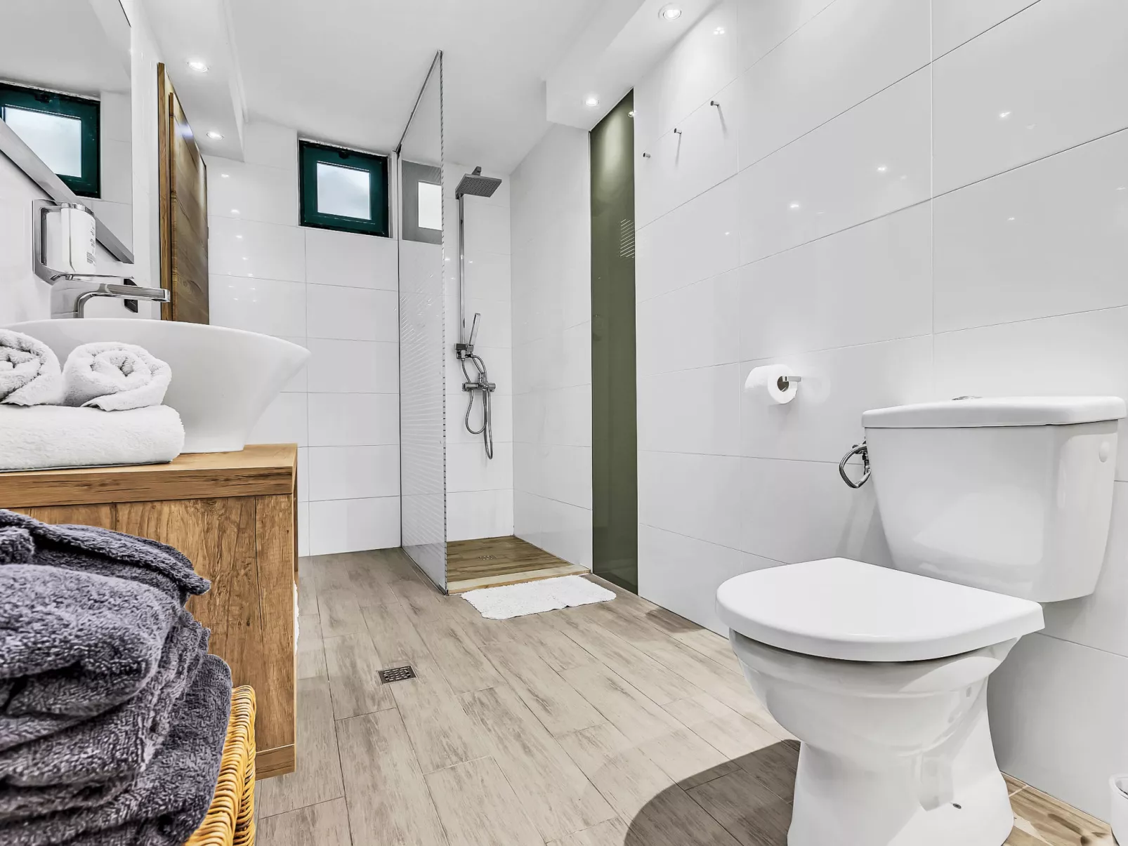 "Villa Rita" mit Blick auf das Wasser - Dedans