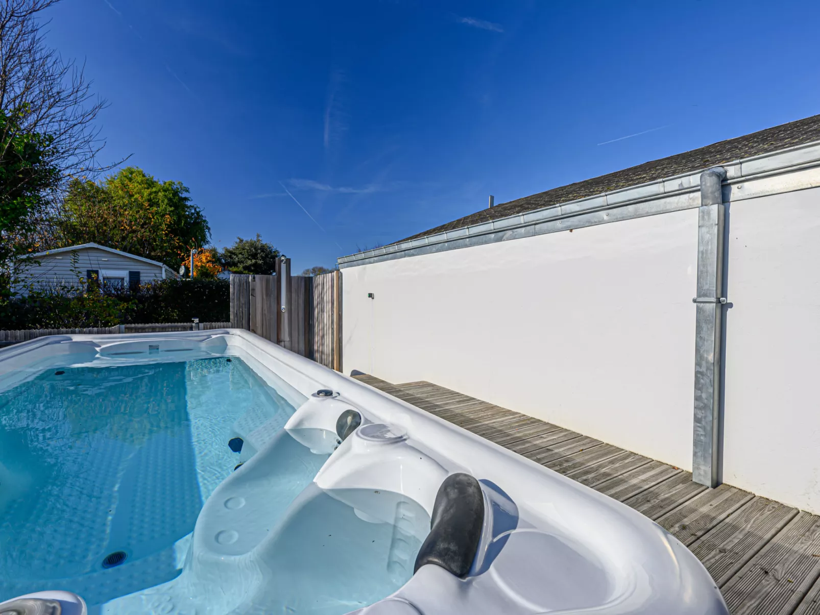 L'échasse - Outside