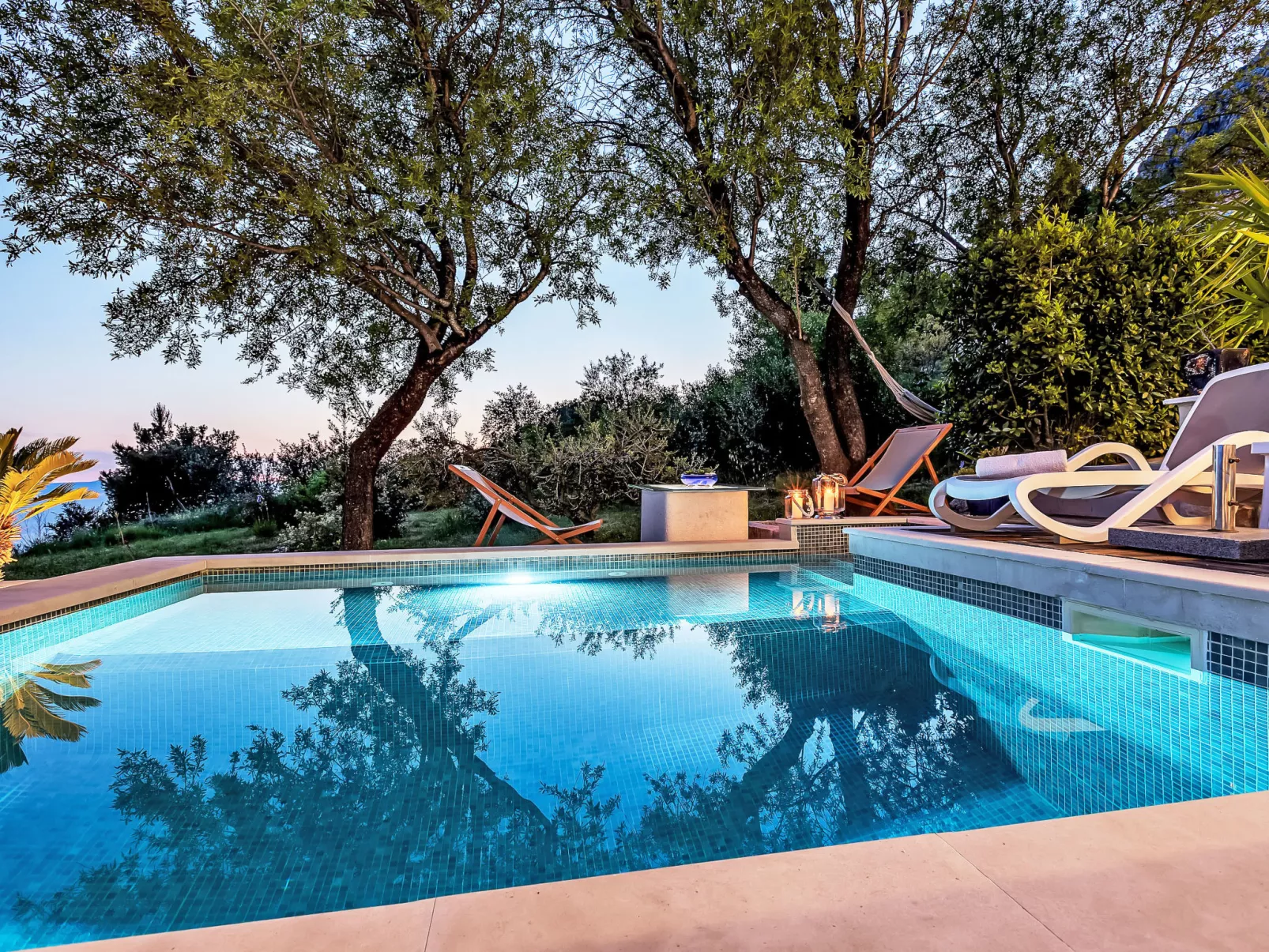 "Villa Rita" mit Blick auf das Wasser - Dehors