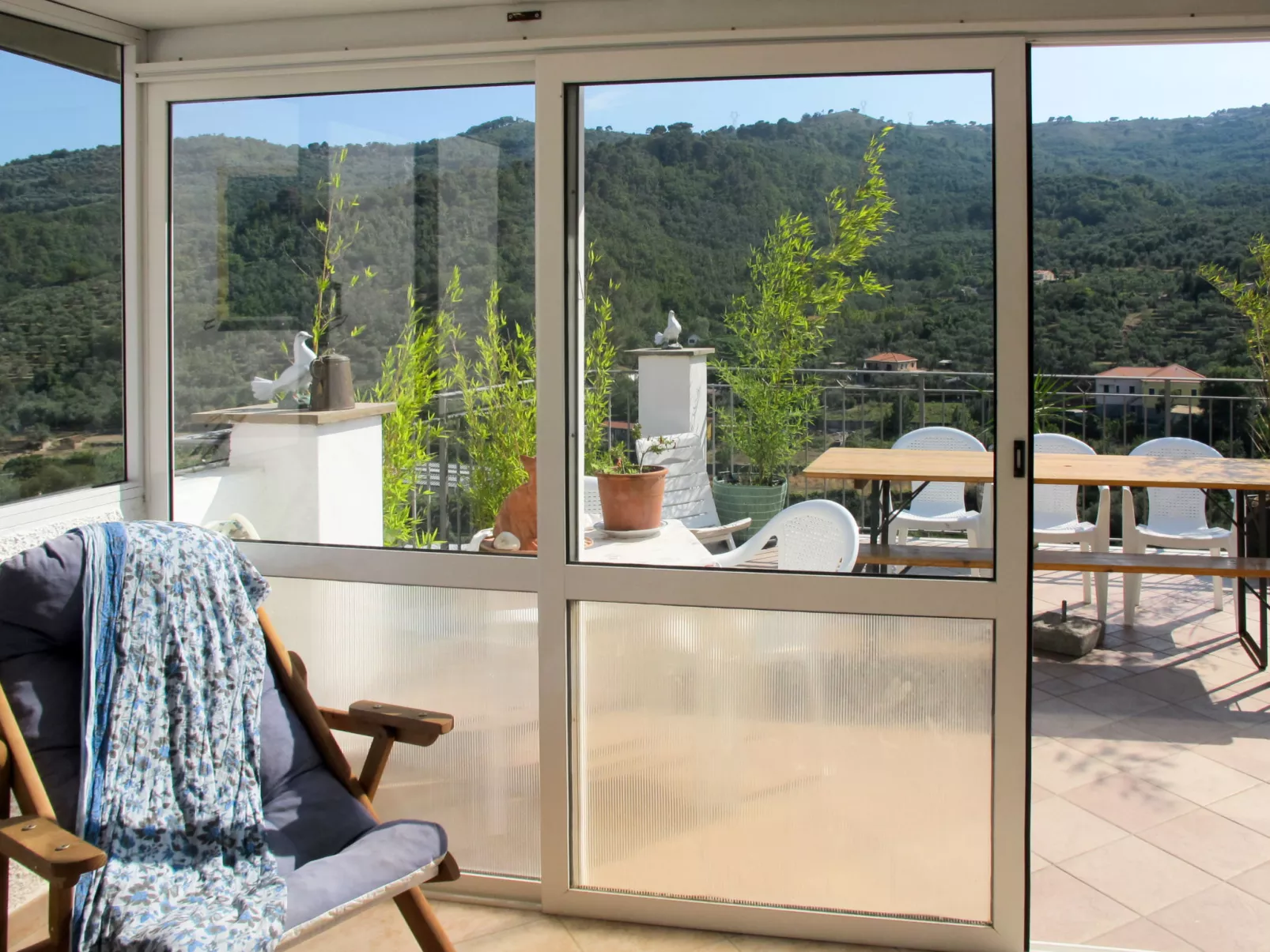 Daniela (DOL295) - Dehors