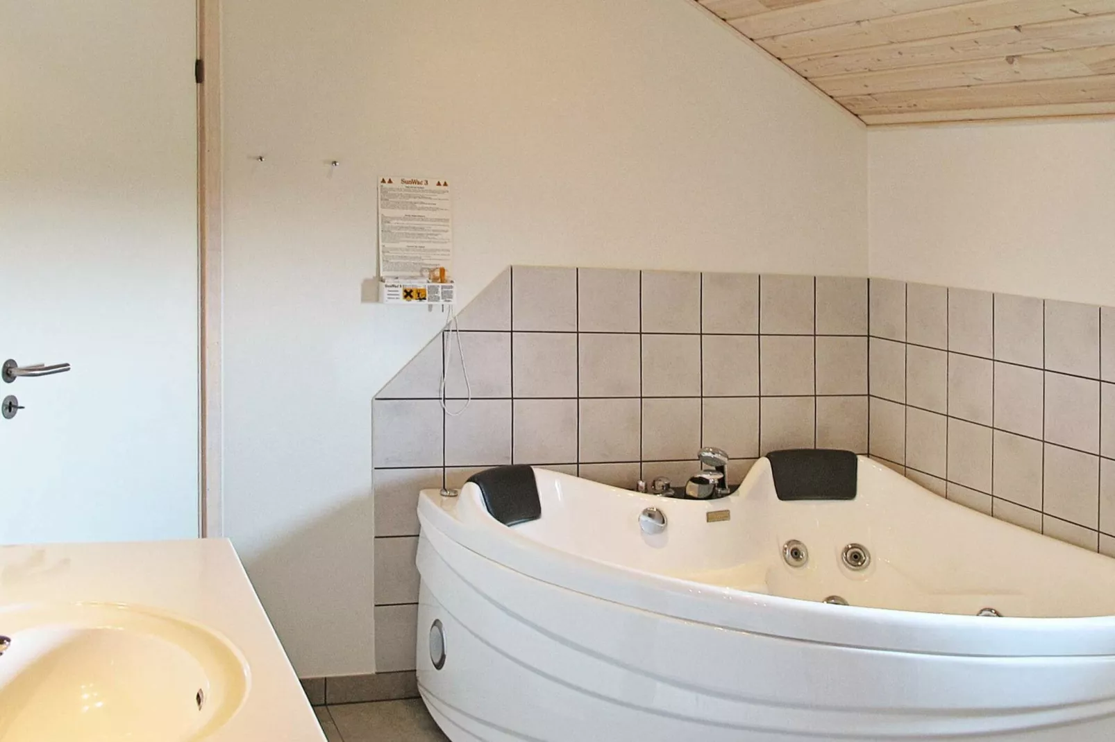 8 person holiday home in Væggerløse-By Traum