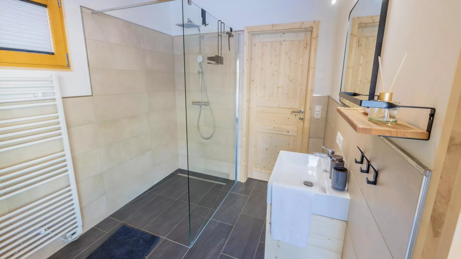 Kreischberg W19-Bathroom